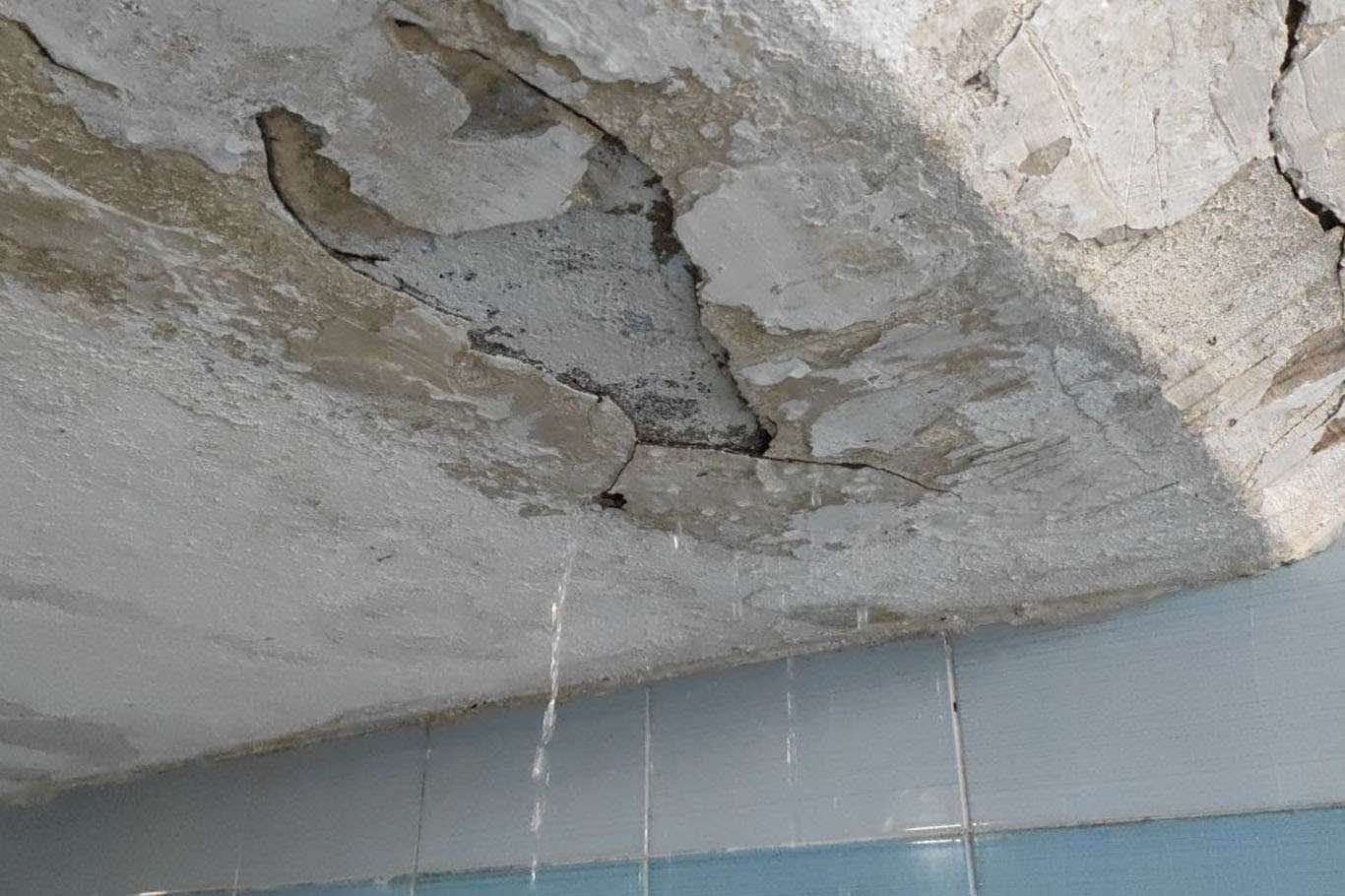 Batman’ın ilk ve tek yaya yer altı geçidi içler acısı durumda Batman’ın ilk ve tek yaya yer altı geçidi içler acısı durumda